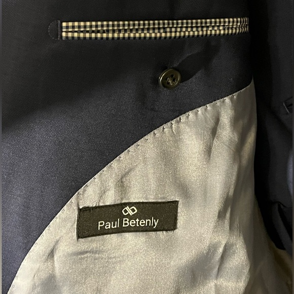 Paul Betenly suit - Picture 3 of 7